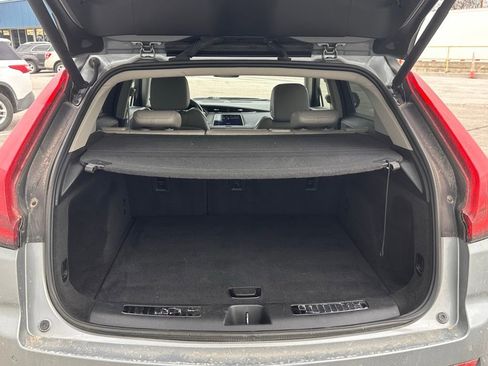 Used 2023 Cadillac XT4 Premium Luxury image 16