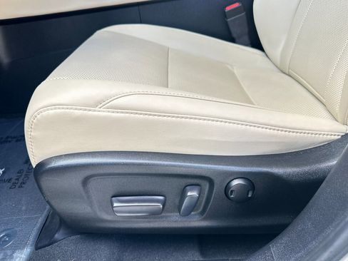 Used 2022 Lexus RX 350 RX 350 w/ Premium Package image 15