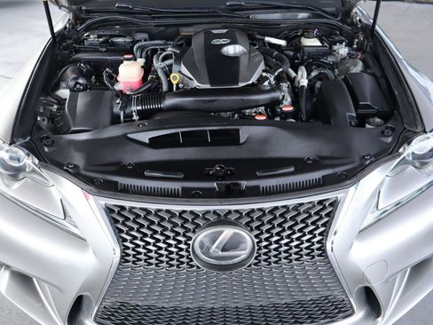 Used 2016 Lexus IS 200t RWD image 39