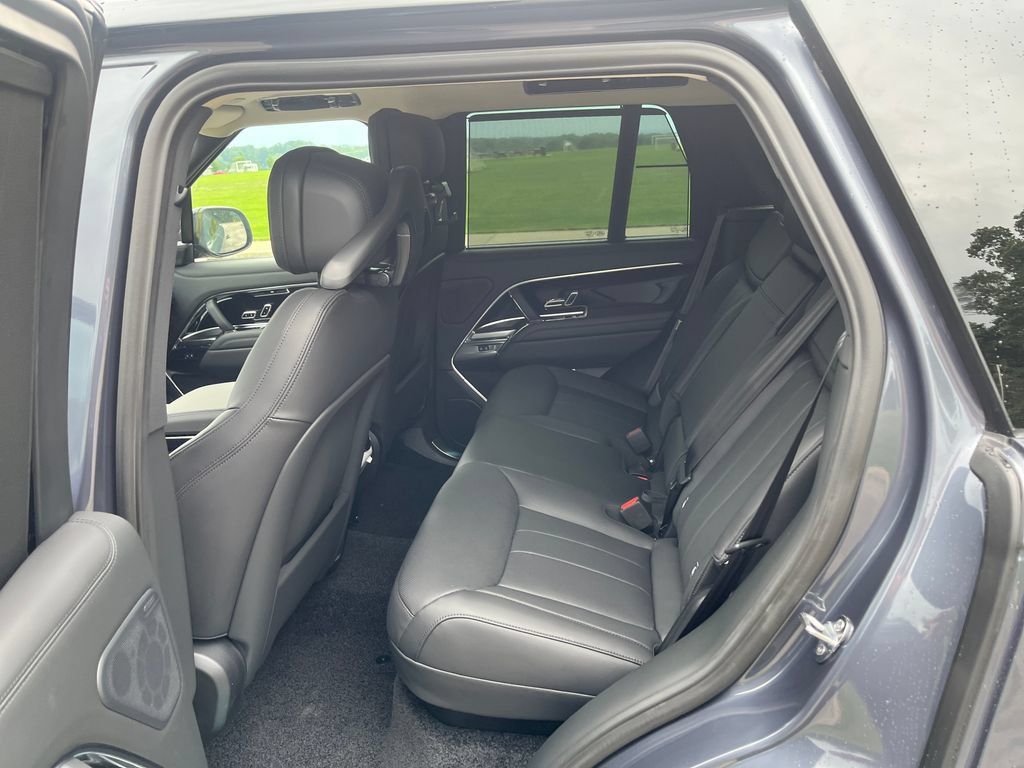 New 2026 Land Rover Range Rover SE AWD/4WD image 12