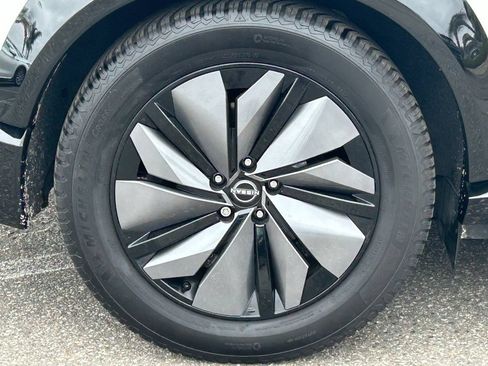 Certified 2023 Nissan Ariya FWD image 8