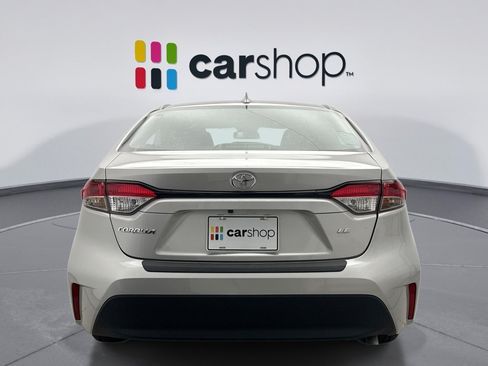Used 2026 Toyota Corolla LE w/ LE Premium Package FWD image 4