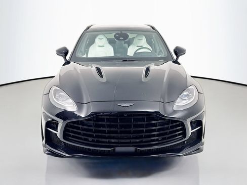 Used 2023 Aston Martin DBX 707 AWD/4WD image 2