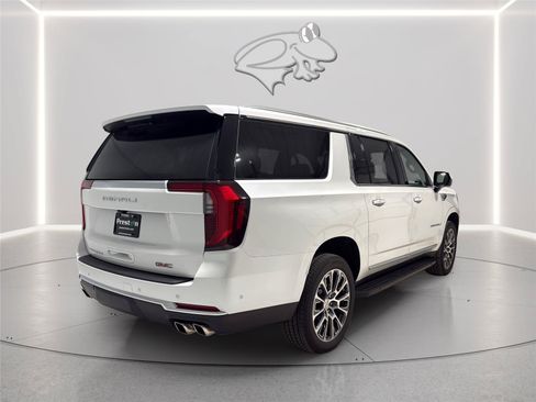 Used 2025 GMC Yukon XL Denali w/ LPO, Floor Liner Package AWD/4WD image 5
