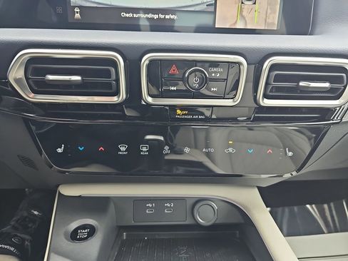 New 2026 Nissan Sentra SL w/ Floor Mat Package image 26