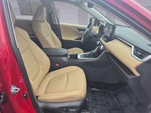 Used 2025 Toyota RAV4 Limited w/ Advanced Technology Package image 17