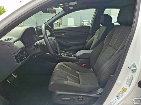 Used 2023 Honda Accord Sport image 13
