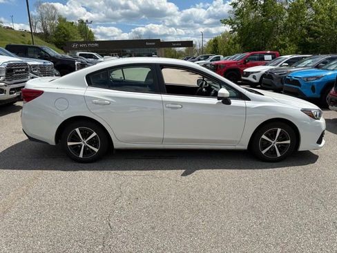 Used 2023 Subaru Impreza 2.0i Premium w/ Popular Package #1 AWD/4WD image 8