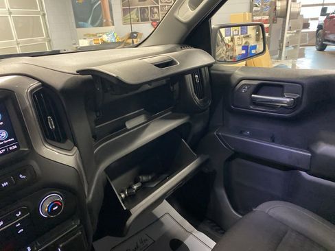 Used 2023 Chevrolet Silverado 1500 Custom image 28