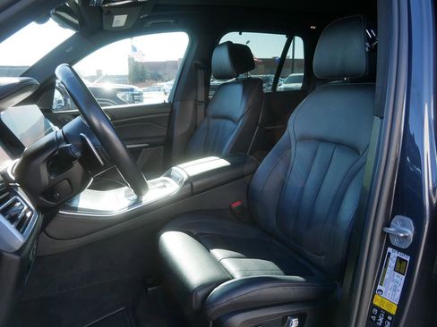 Used 2021 BMW X5 M50i w/ Dynamic Handling Package image 10