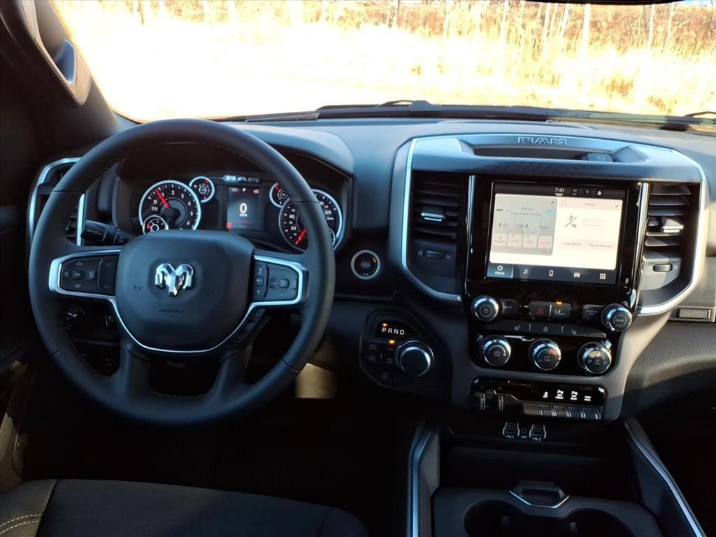 New 2026 RAM 1500 Big Horn AWD/4WD image 20