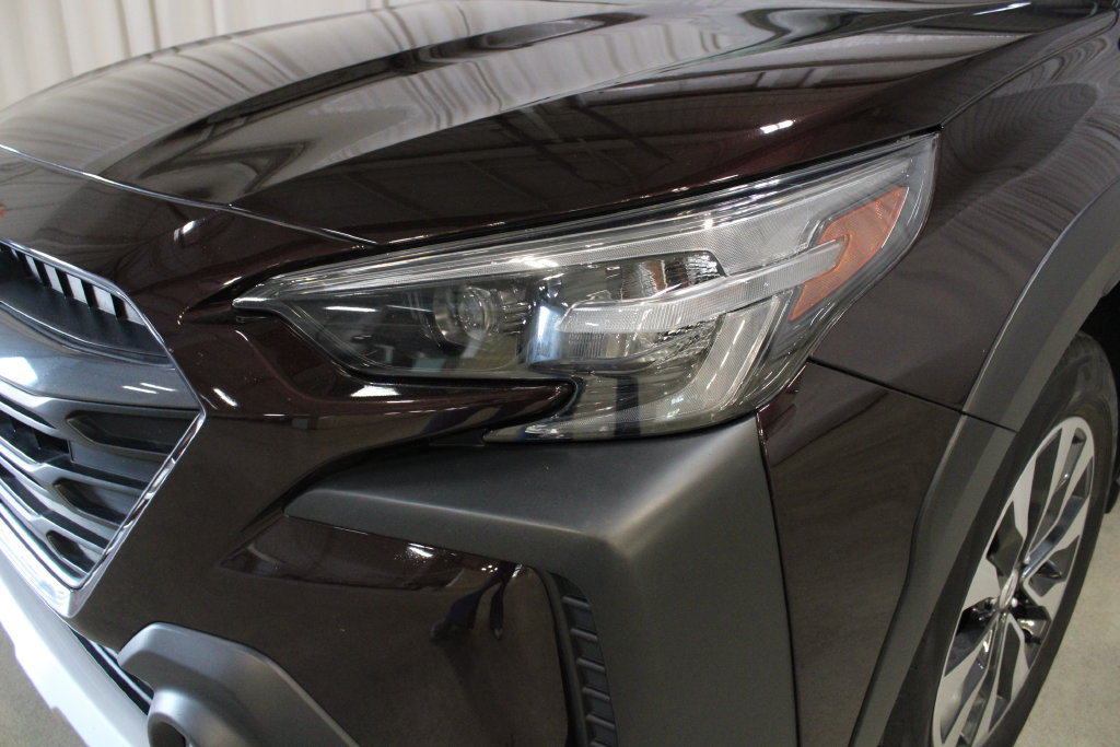 Used 2024 Subaru Outback Limited AWD/4WD image 34