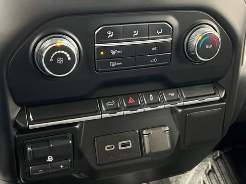 Used 2021 Chevrolet Silverado 2500 W/T w/ WT Convenience Package image 21