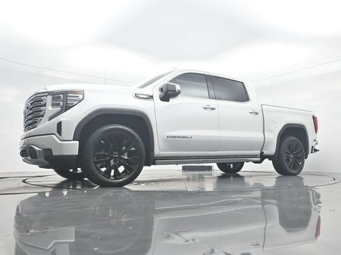 Used 2022 GMC Sierra 1500 Denali w/ Denali Reserve Package RWD image 31