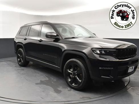 Used 2023 Jeep Grand Cherokee L Limited w/ Black Appearance Package image 1