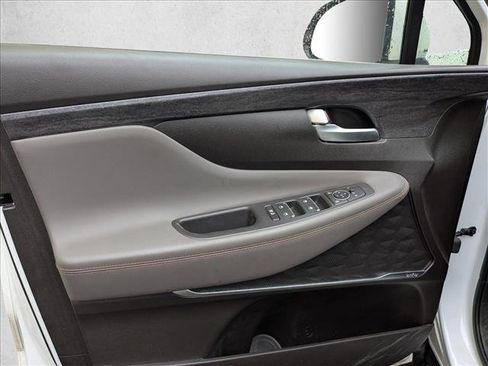 Used 2019 Hyundai Santa Fe Limited FWD image 5