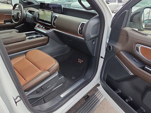 New 2027 Ford Expedition Max King Ranch AWD/4WD image 12