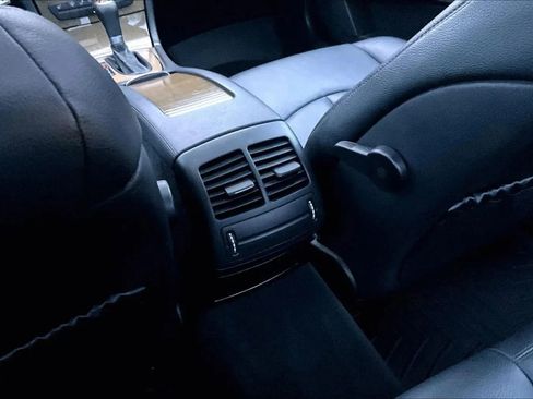 Used 2008 Mercedes-Benz E 350 E 350 Sedan 4D image 29