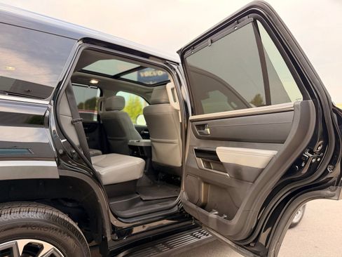 Used 2024 Toyota Sequoia Limited AWD/4WD image 33