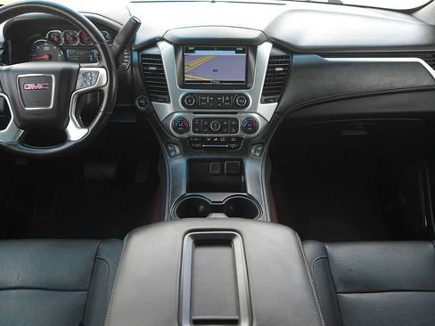 Used 2020 GMC Yukon SLT w/ Open Road Package AWD/4WD image 10