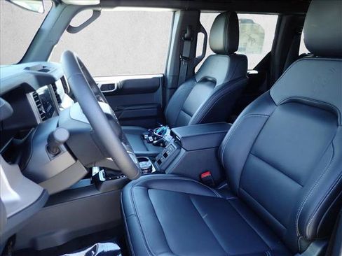 New 2026 Ford Bronco Outer Banks AWD/4WD image 11