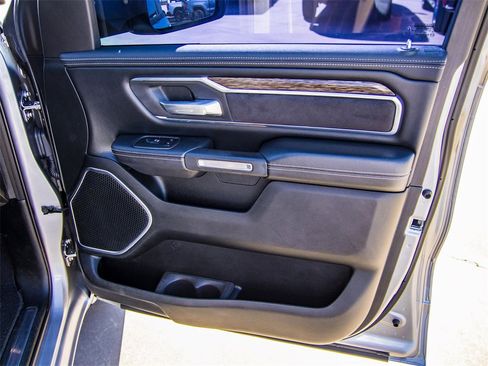 Used 2019 RAM 1500 Laramie image 22