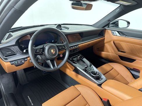 New 2026 Porsche 911 Carrera image 4