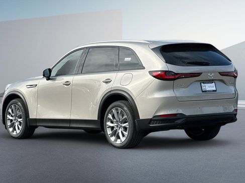 New 2026 MAZDA CX-90 Plug-In Hybrid w/ Preferred image 5