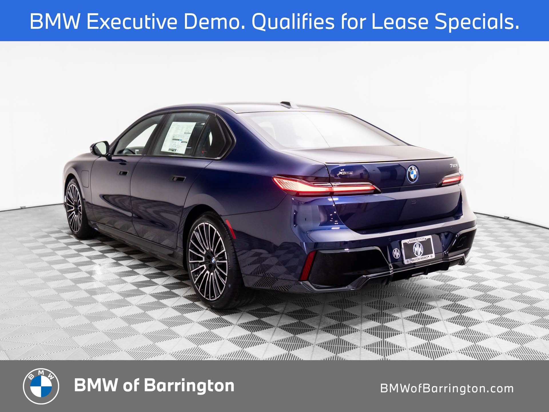 Used 2026 BMW 750e xDrive w/ Executive Package AWD/4WD image 3