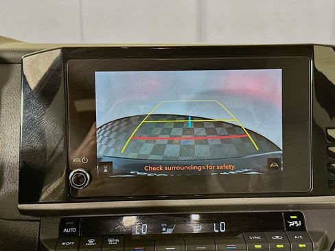 Certified 2025 Toyota Camry SE FWD image 25
