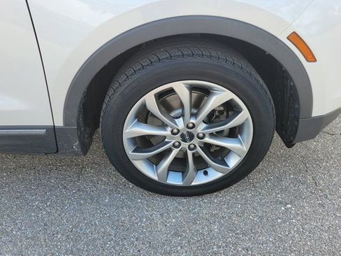 Certified 2019 Lincoln MKC Select FWD image 12