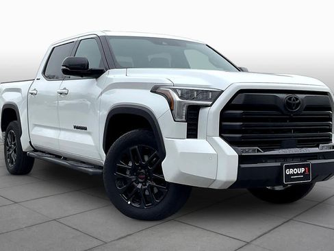 Used 2025 Toyota Tundra Limited image 2
