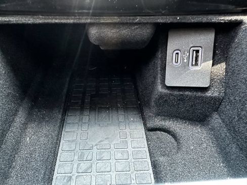 Certified 2023 Lincoln Nautilus Reserve AWD/4WD image 25