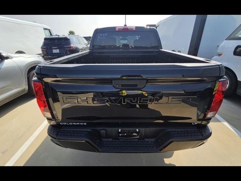 Used 2023 Chevrolet Colorado LT RWD image 19