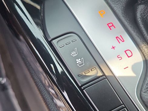 Certified 2023 Kia Forte GT-Line w/ GT-Line Premium Package FWD image 19