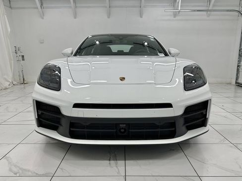 Certified 2024 Porsche Panamera 4 image 6