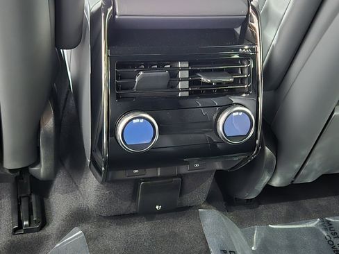 New 2026 Land Rover Range Rover Sport Dynamic SE image 13