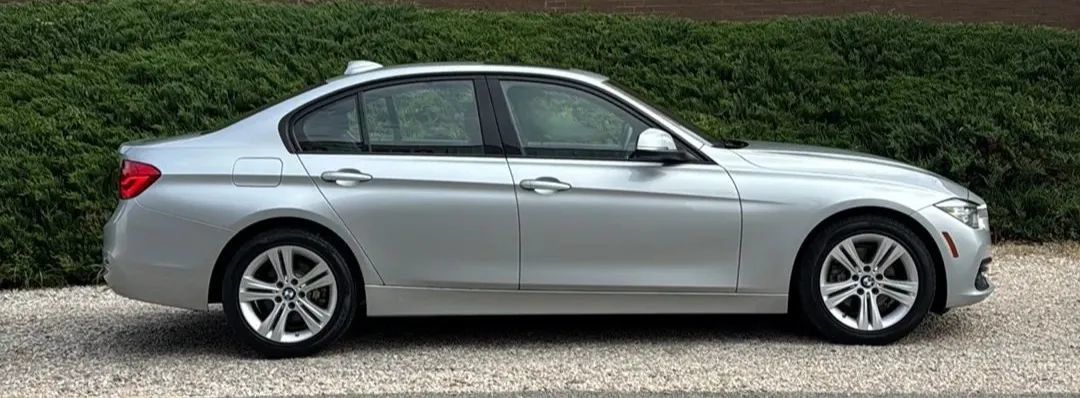 Used 2016 BMW 328i Sedan RWD image 5