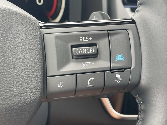 Used 2026 Nissan Rogue Platinum w/ Platinum Premium Package AWD/4WD image 13