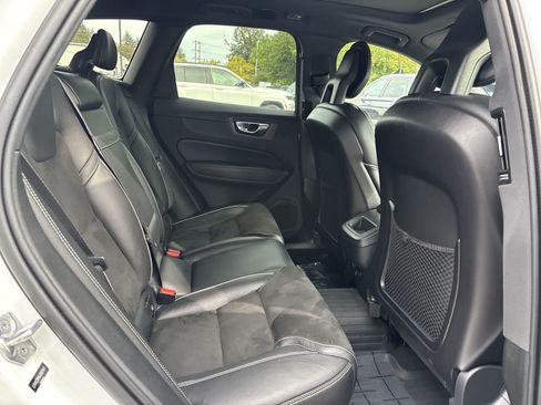 Used 2018 Volvo XC60 T6 R-Design w/ Convenience Package AWD/4WD image 5
