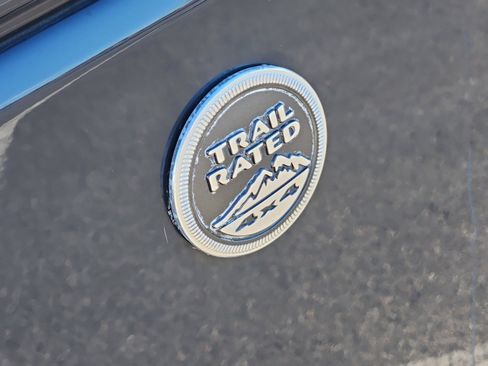 Used 2017 Jeep Wrangler Sahara w/ Connectivity Group image 25