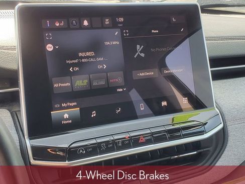 Used 2022 Jeep Compass Latitude image 24