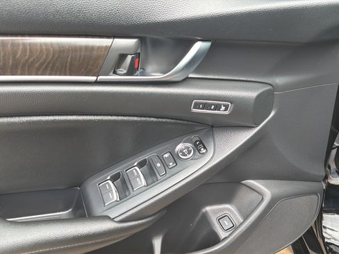 Used 2019 Honda Accord EX-L image 21