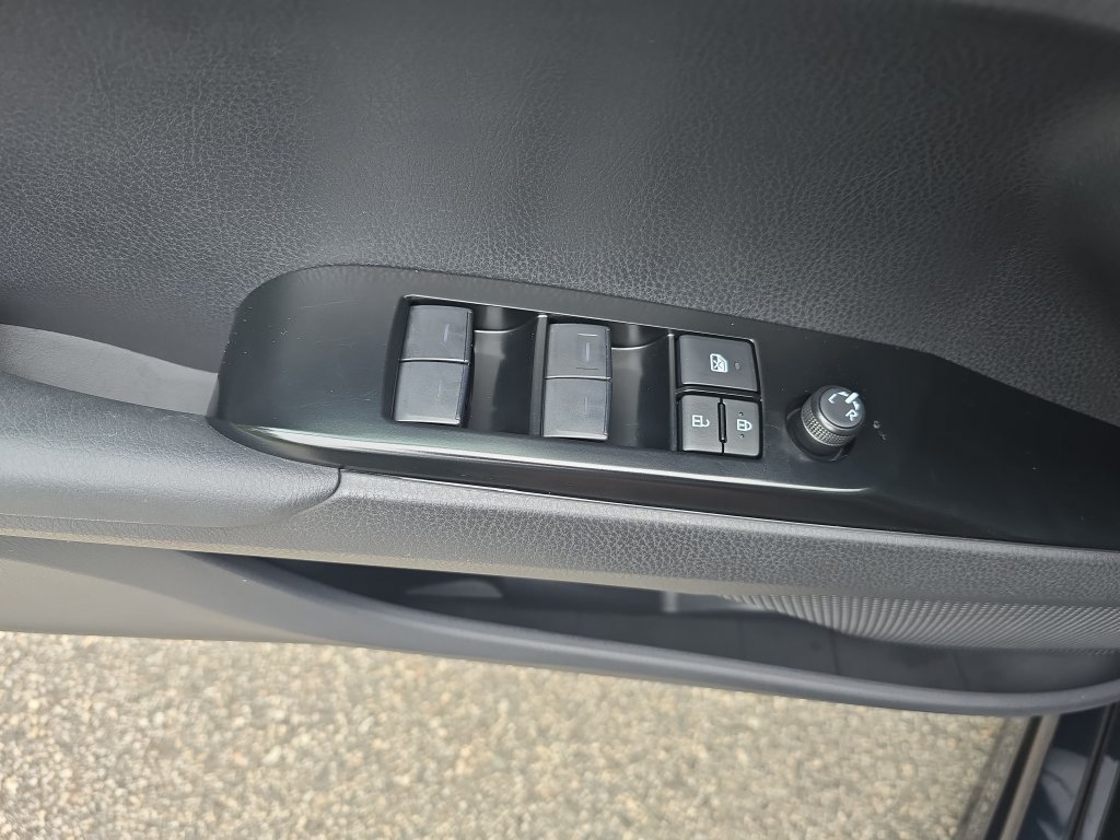 Used 2026 Toyota Camry SE w/ Multimedia Upgrade Package FWD image 29