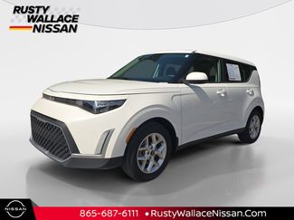 Used 2024 Kia Soul LX w/ Option Group 015 FWD video 1
