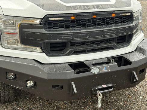 Used 2019 Ford F150 Lariat w/ Equipment Group 502A Luxury AWD/4WD image 27