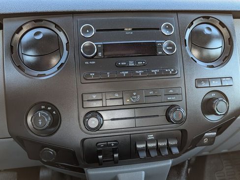 Used 2012 Ford F250 XL w/ PWR Equipment Group AWD/4WD image 10