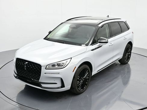 New 2025 Lincoln Corsair Reserve w/ Jet Appearance Package image 30