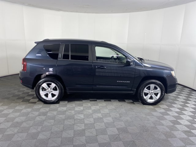 Used 2014 Jeep Compass Latitude AWD/4WD image 4