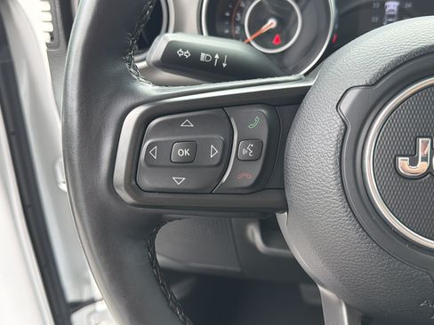 Used 2022 Jeep Wrangler Unlimited Sport AWD/4WD image 29